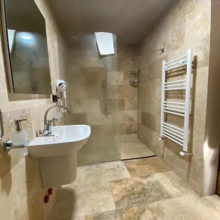 Adventure Cappadocia 酒店 2*